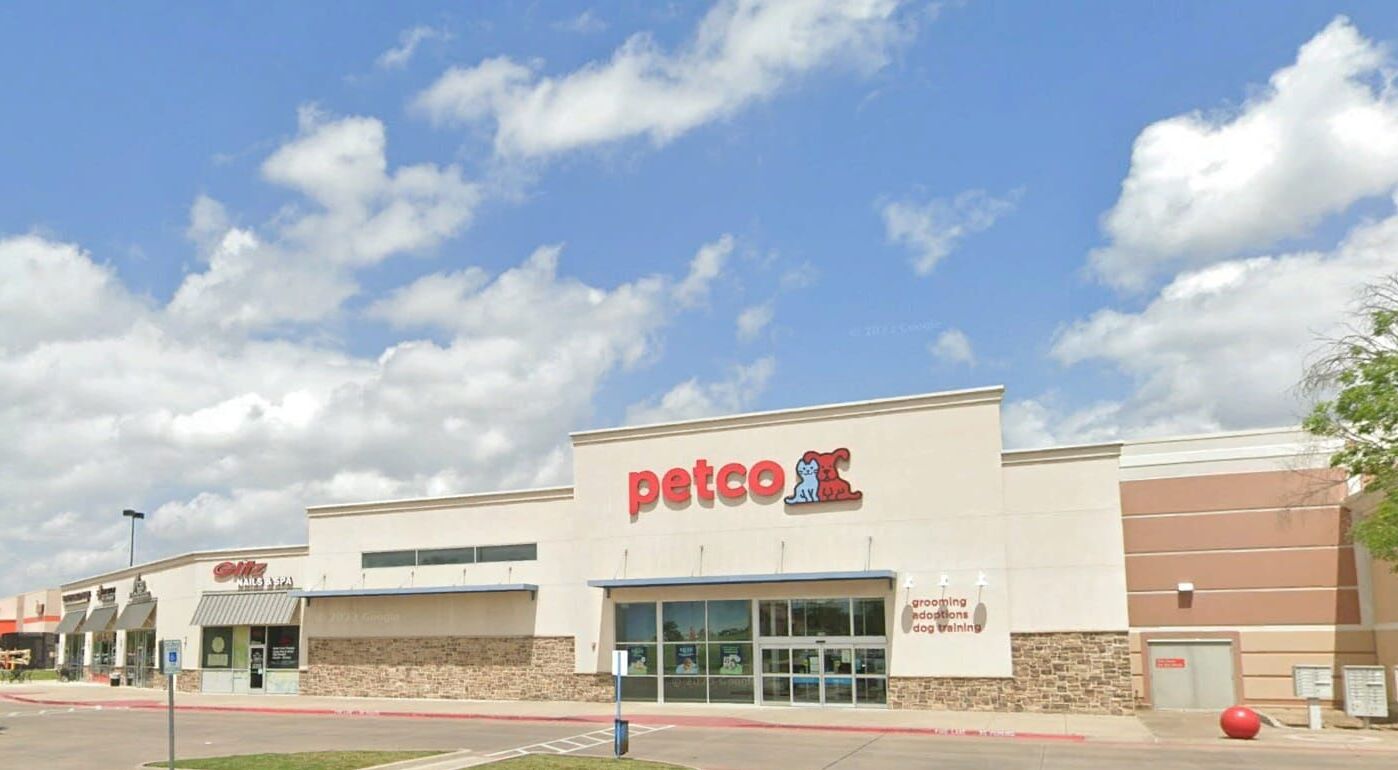 Petco center in Burleson, TX - N3 Real Estate