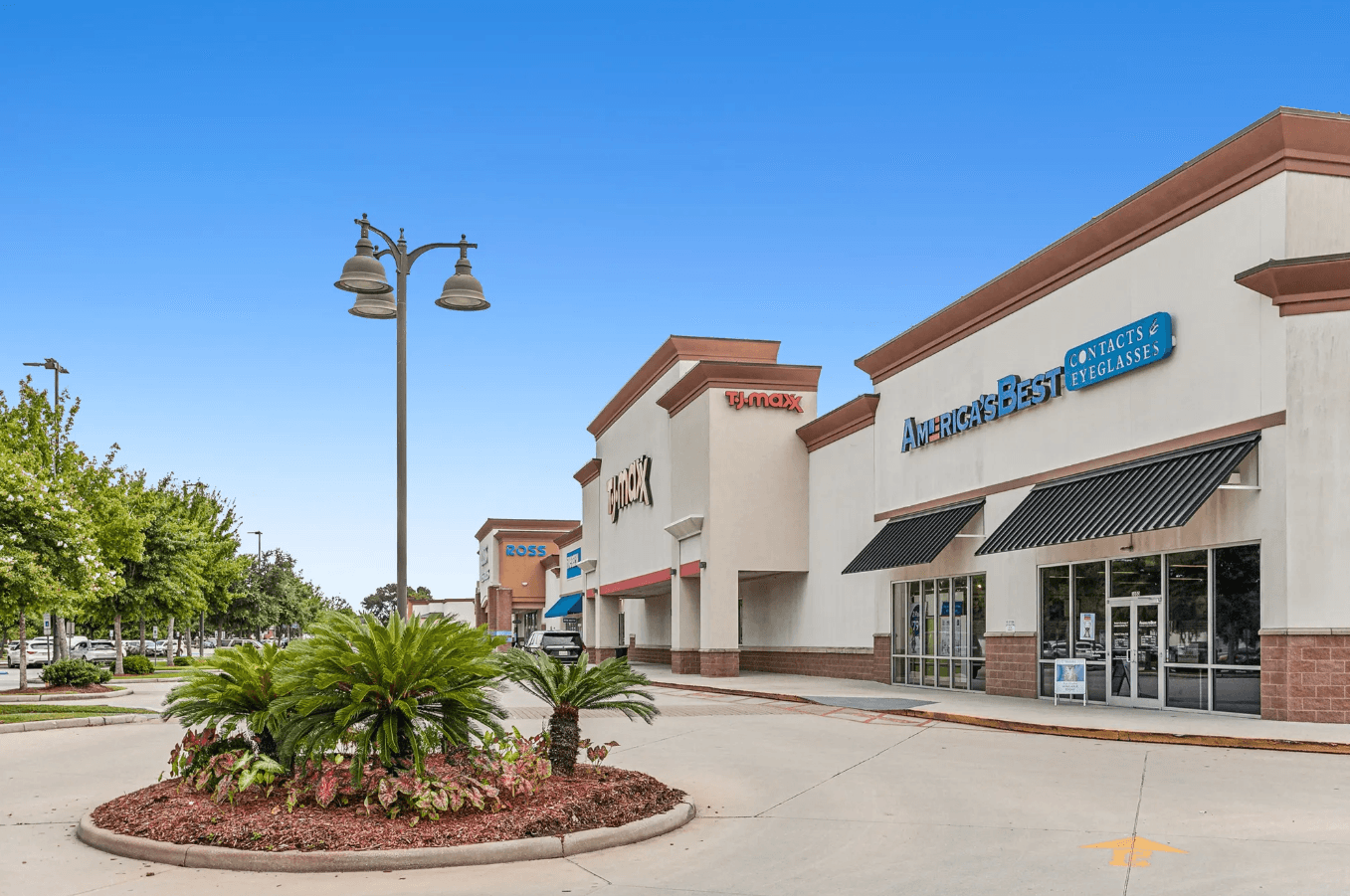 Algiers_AmBest TJ Ross N3 Acquisitions - Algiers Plaza