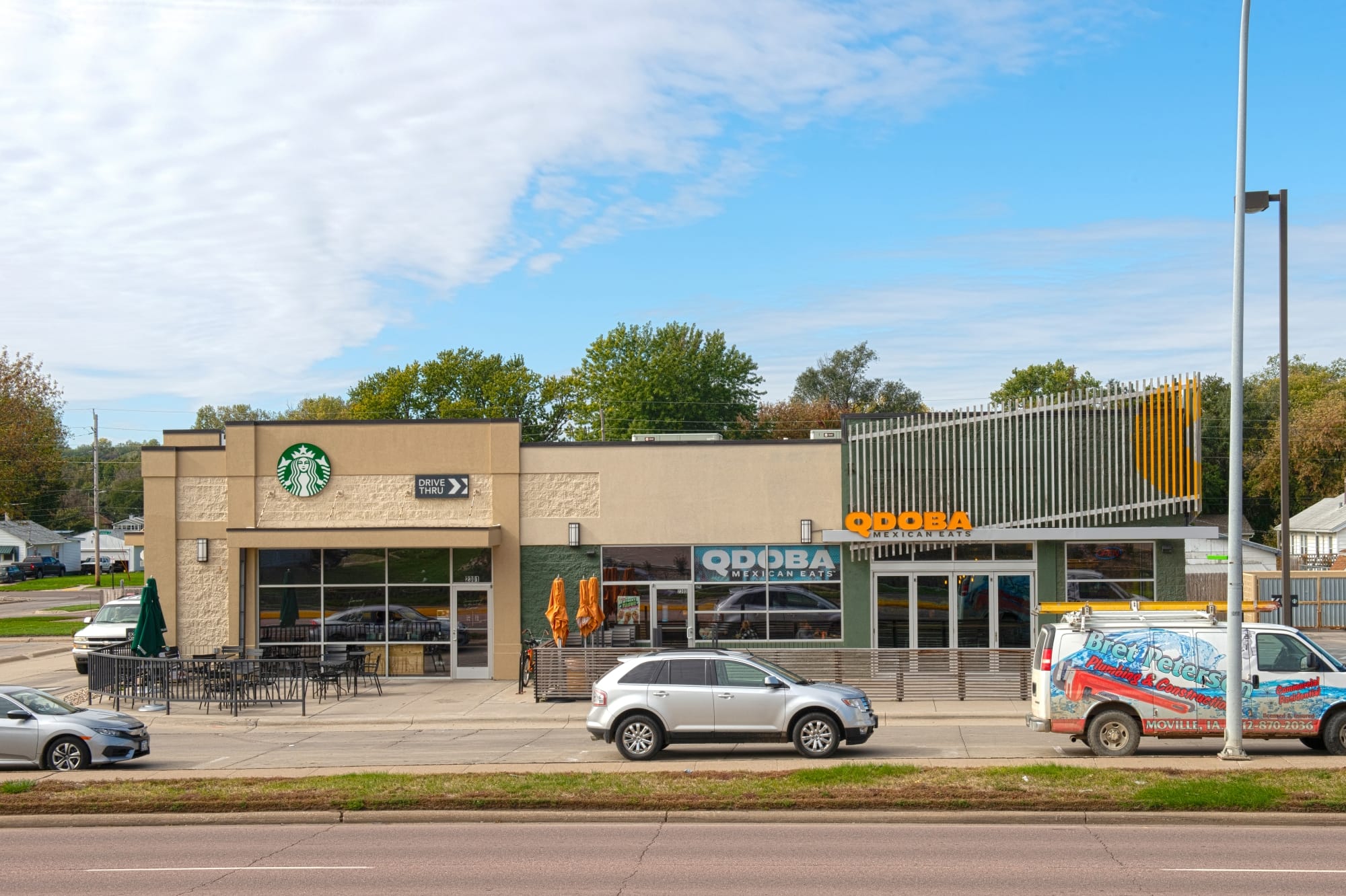 Sioux City, IA_Starbucks Qdoba Center_N3 Real Estate